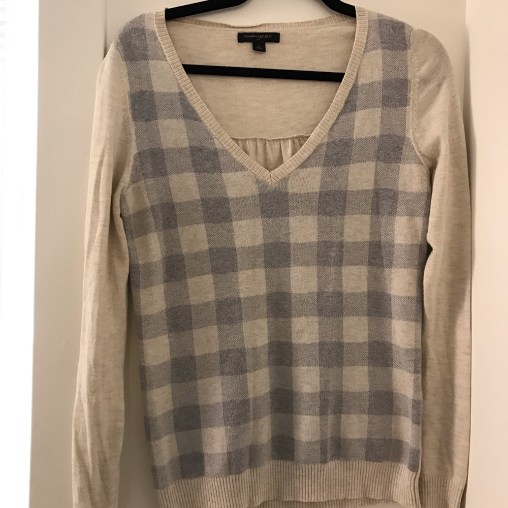 Banana Republic V-neck sweater